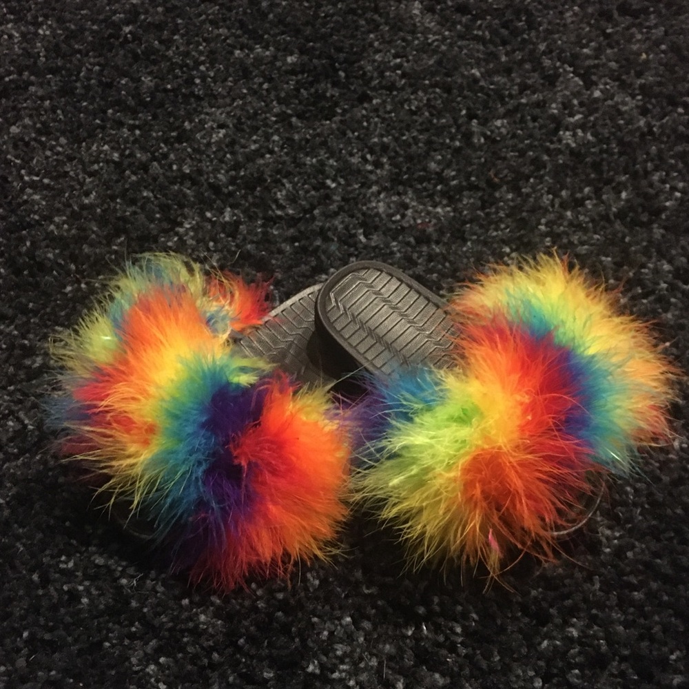 Rainbow Streaks Fur Slides